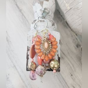 Handmade Vintage Peach/Pink Purse Charm / Keychain 🥳HOST PICK🥳